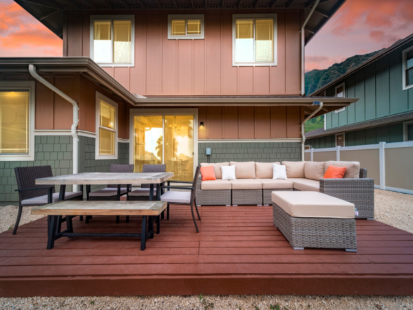 Luxury 4-Bedroom Retreat in Makaha Valley, Oahu - Your Perfect Getaway in Paradise